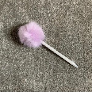 *ISO* Ariana Grande Ari Pen